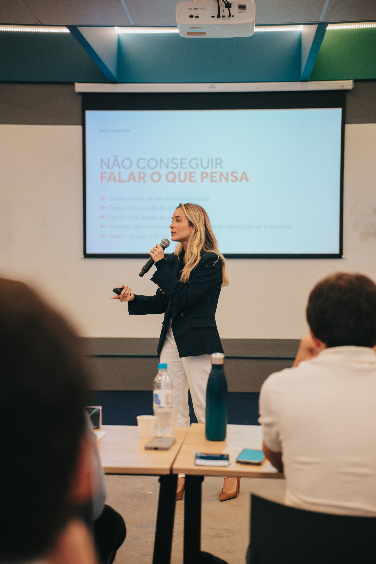 Aula da Escola de Gestão 4CINCO em andamento